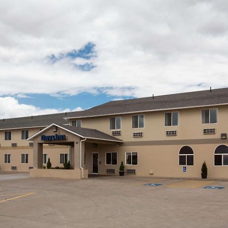 Days Inn By Wyndham Hurricane/Zion National Park Area Exterior photo